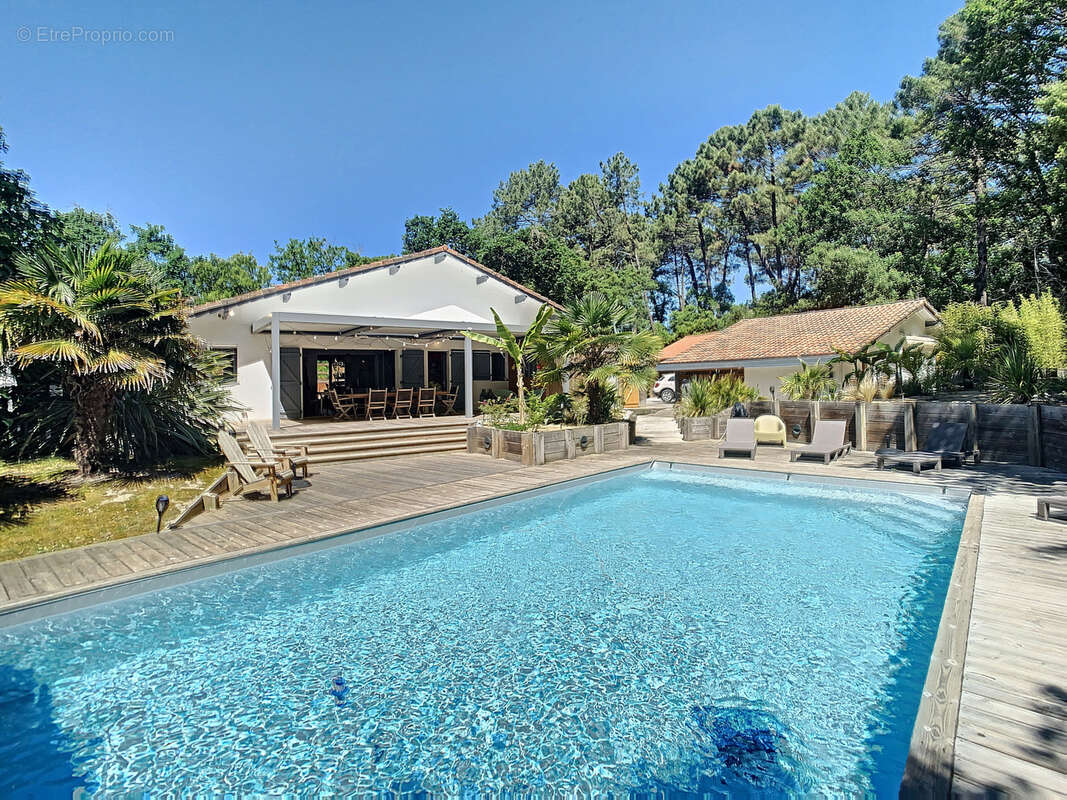 Maison à MOLIETS-ET-MAA