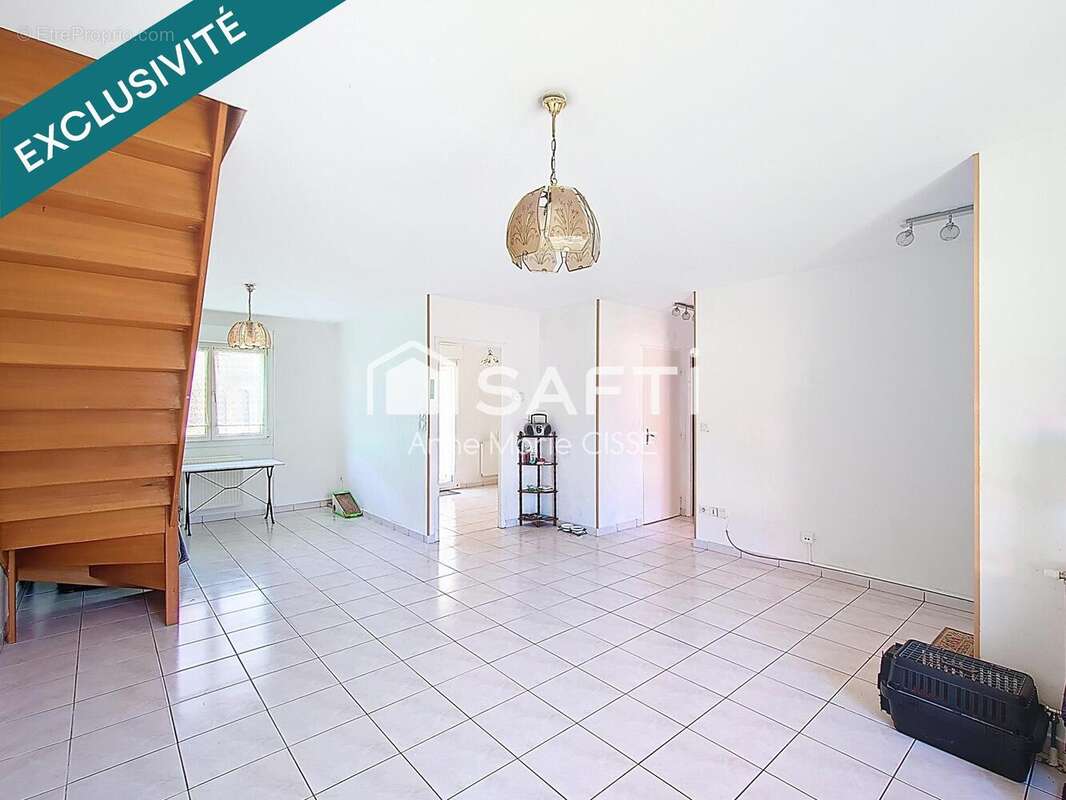 Photo 5 - Maison à AUGNY