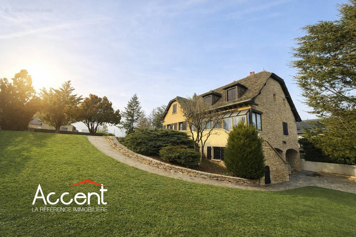 Maison à SEBAZAC-CONCOURES