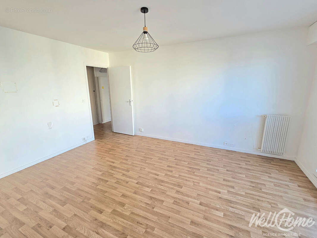 Appartement à SAINT-OUEN-L&#039;AUMONE