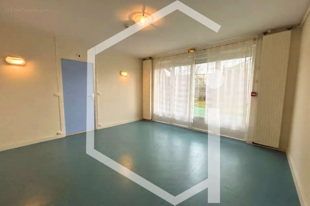 Maison à COSNE-COURS-SUR-LOIRE