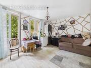 Appartement à VILLETANEUSE