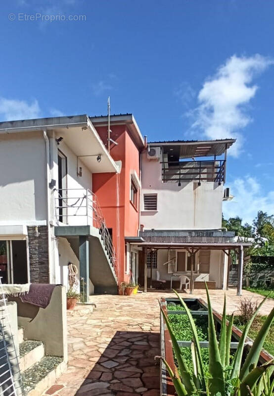 Appartement à SAINT-DENIS