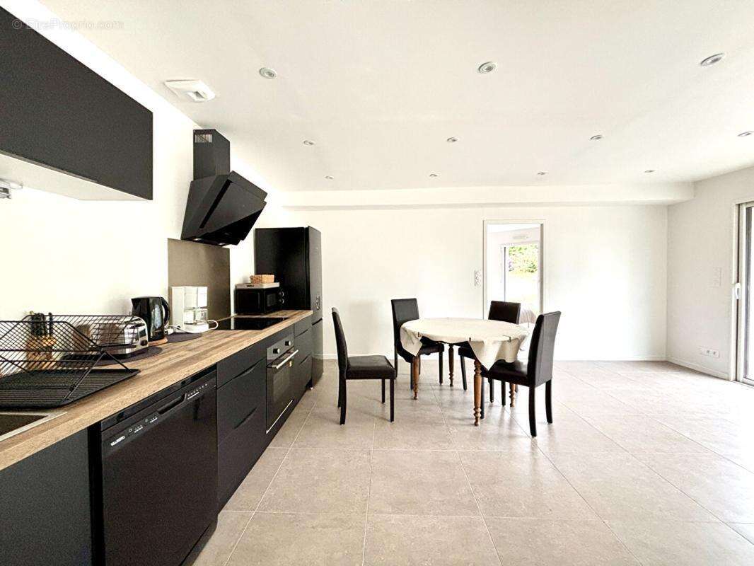 Maison à SAINT-GILDAS-DE-RHUYS