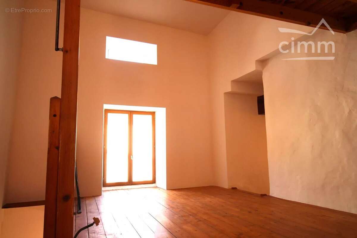 Appartement à PUIVERT