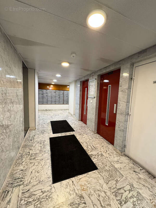 Appartement à MONTROUGE