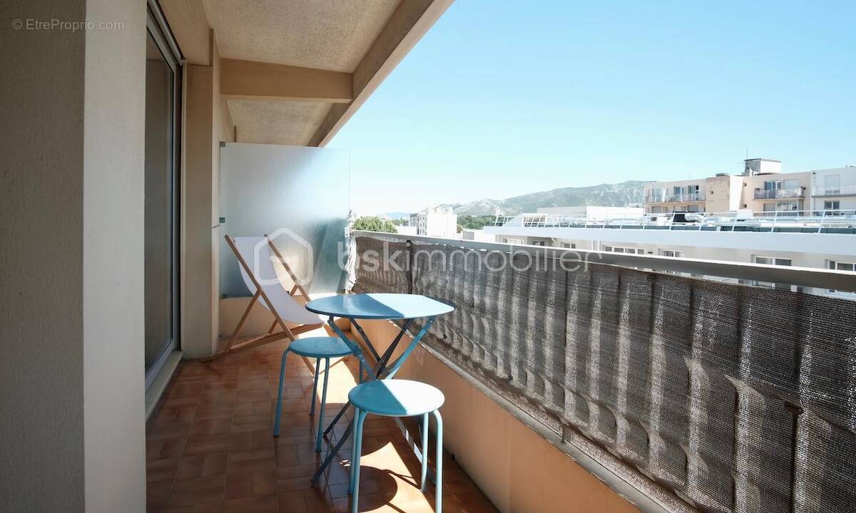 Appartement à MARSEILLE-5E