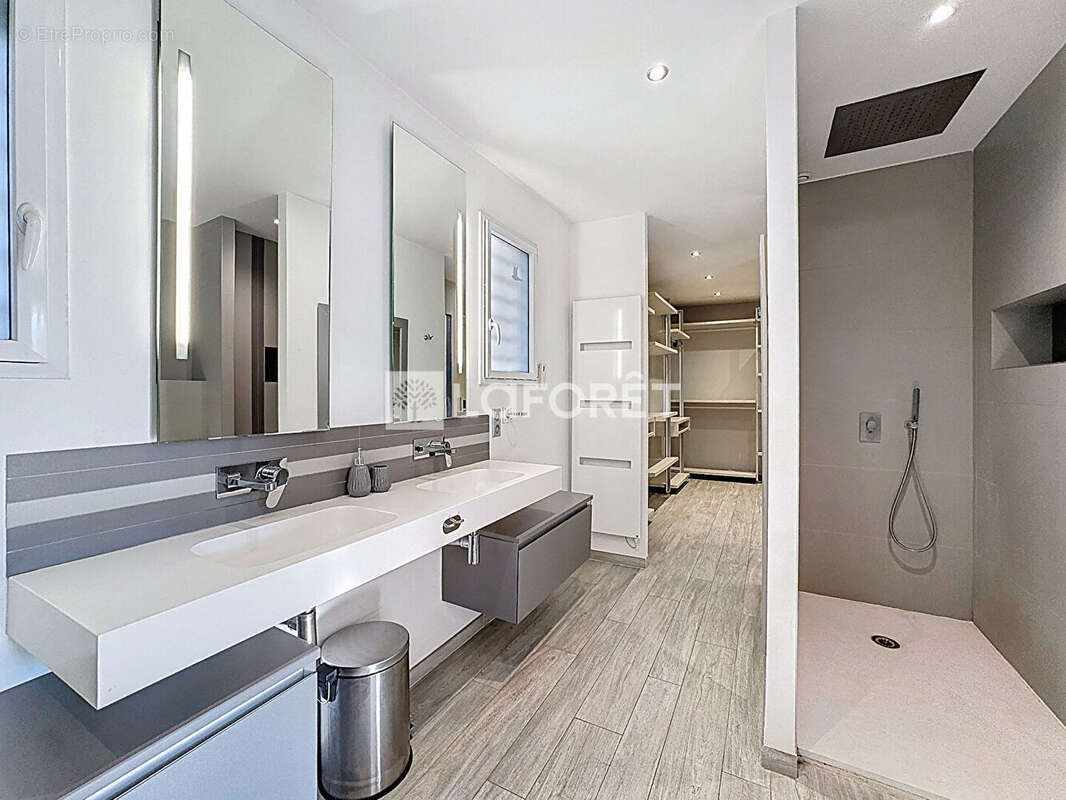 Maison à CASTELNAU-LE-LEZ