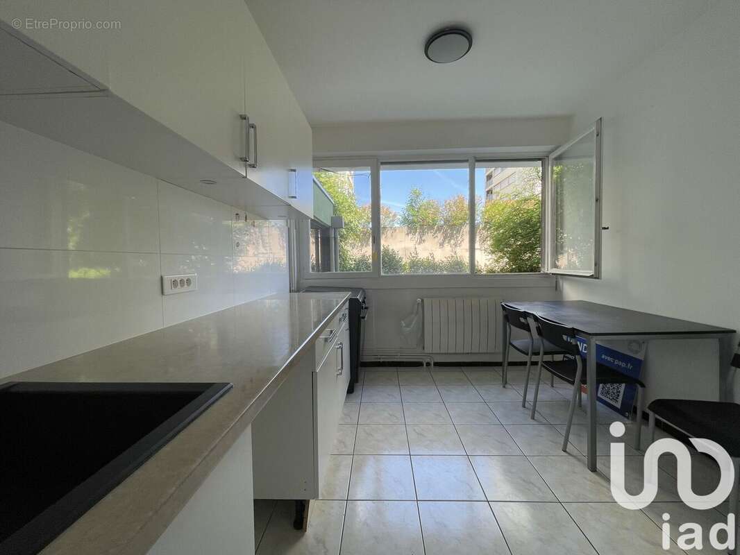 Photo 9 - Appartement à ROSNY-SOUS-BOIS