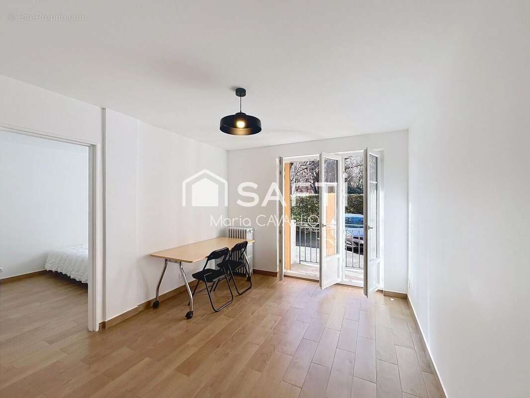 Photo 2 - Appartement à IVRY-SUR-SEINE
