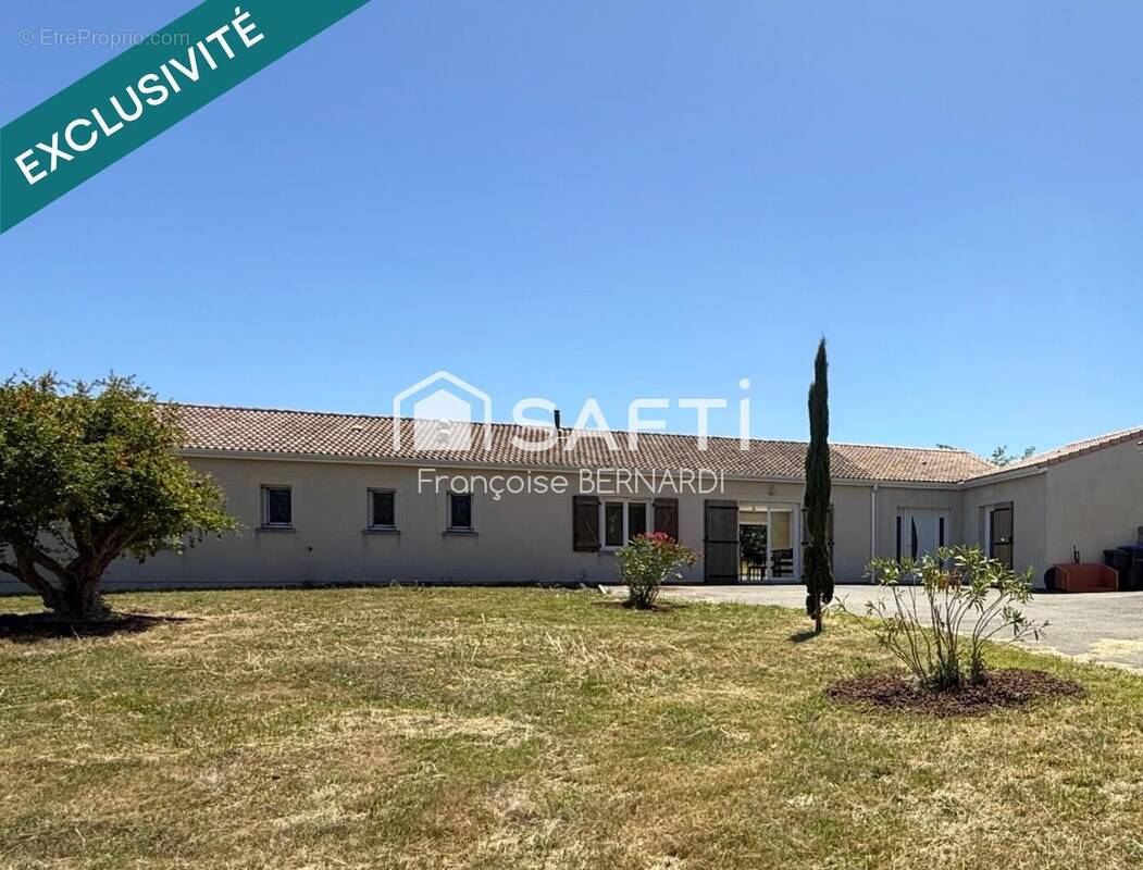 Photo 1 - Maison à PUJOLS