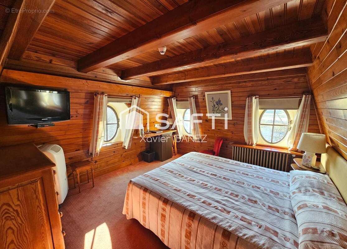 Photo 8 - Commerce à SAINT-ALBAN-SUR-LIMAGNOLE