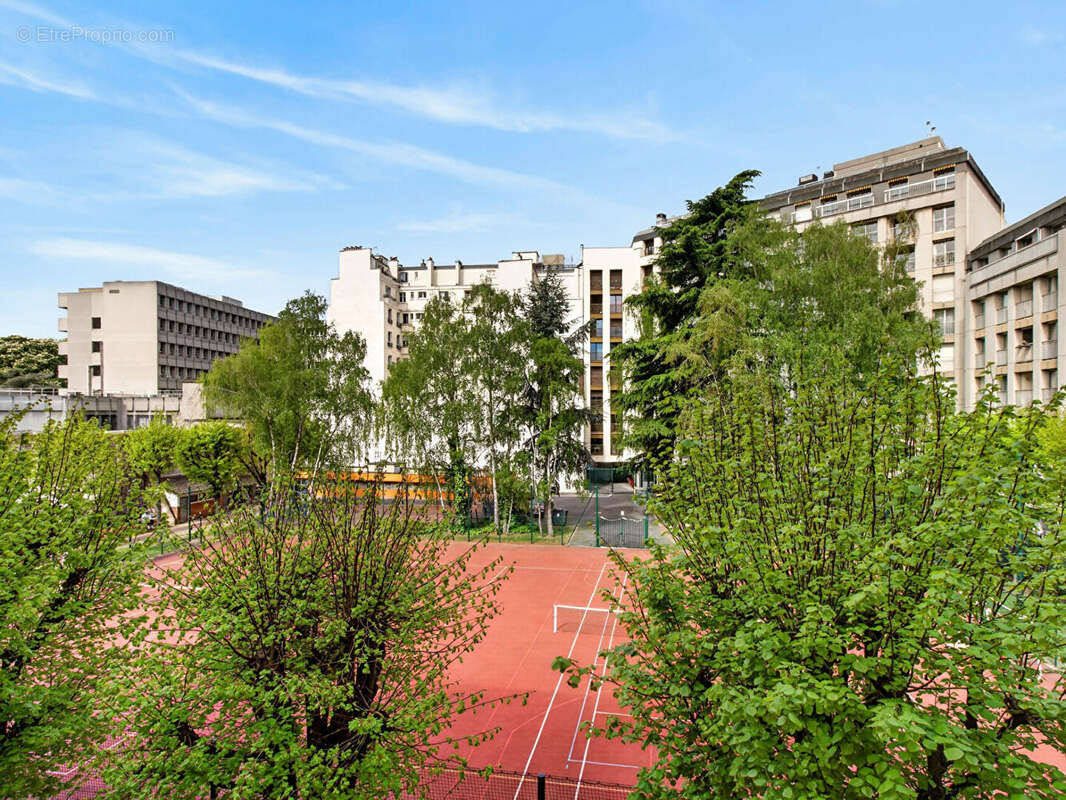 Appartement à PARIS-10E