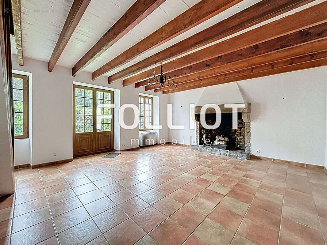 Maison à SAINT-AUBIN-DES-PREAUX