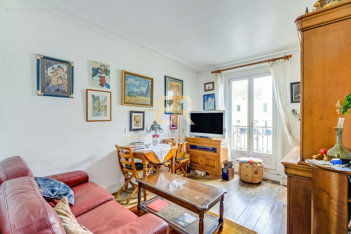 Appartement à PARIS-11E