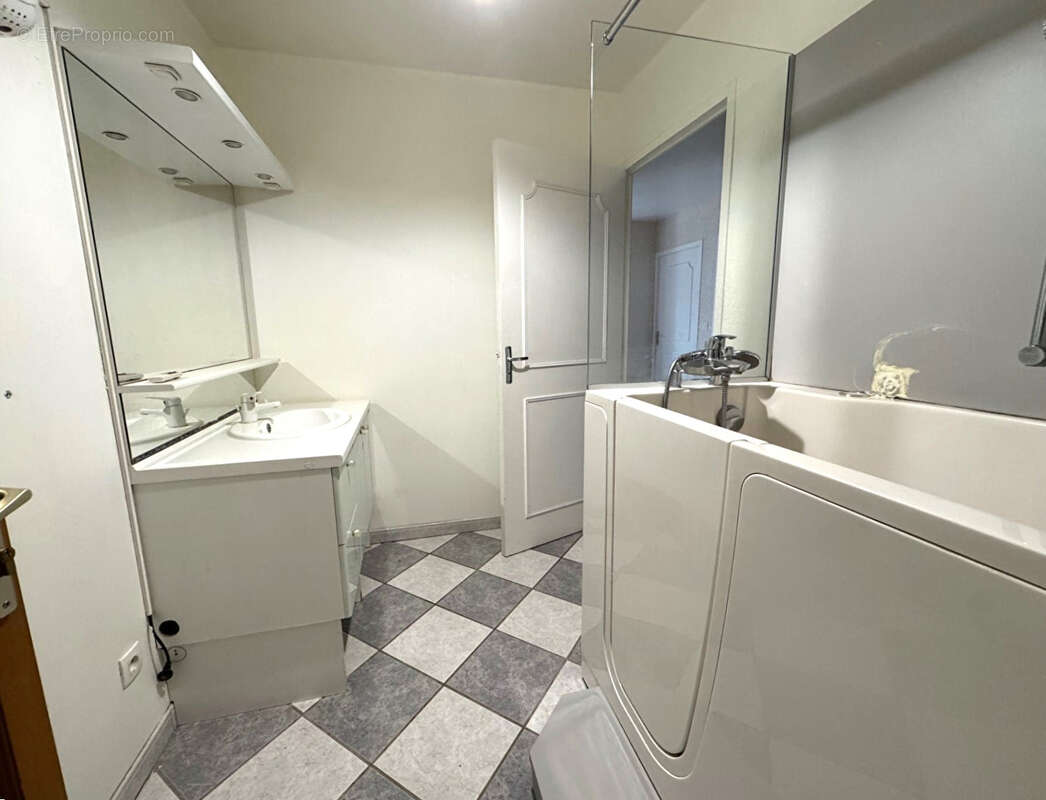 Maison à NEUILLY-EN-THELLE