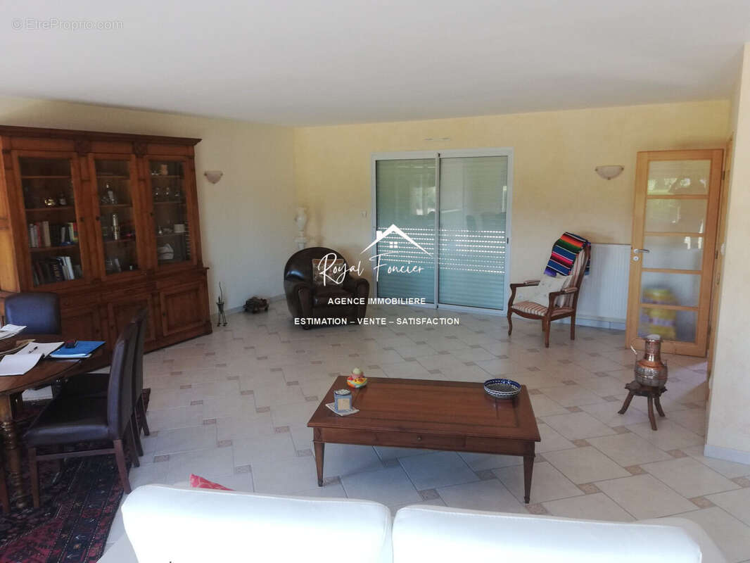 Maison à CHATELLERAULT