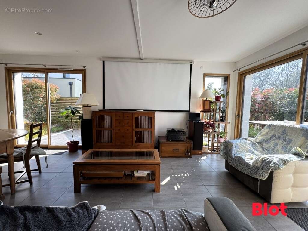 Maison à CHATEAUBOURG