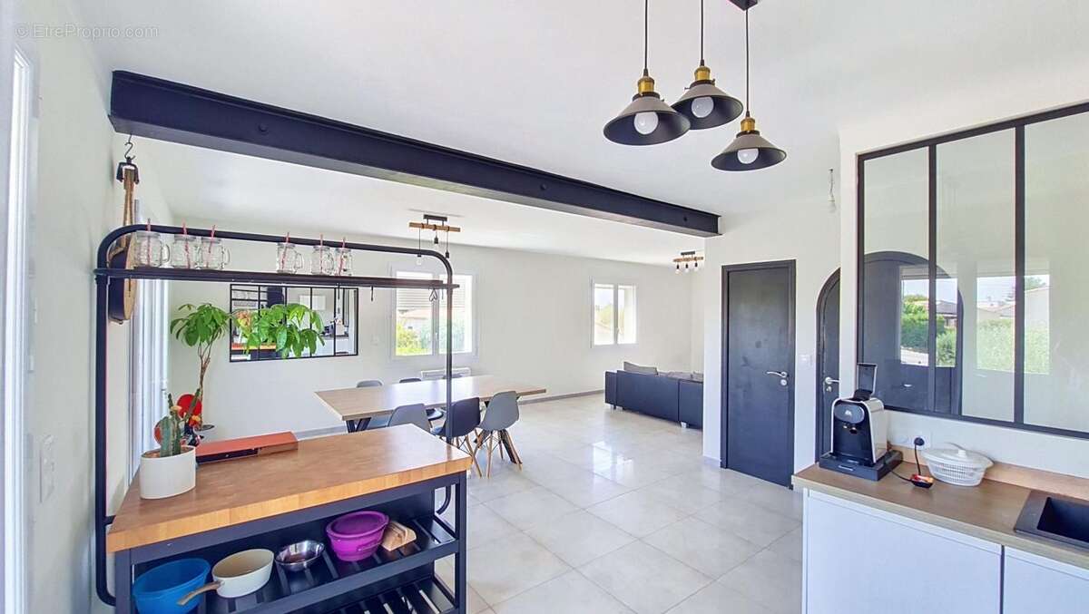 Maison 140 m² avec 2 logements indépendants - photo 9