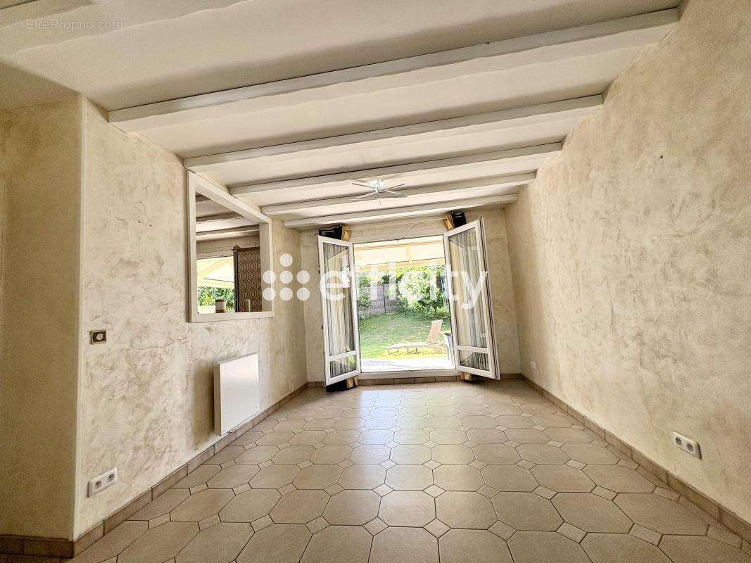 Maison 100 m² à Saint-Martin-Du-Tertre  - photo 14