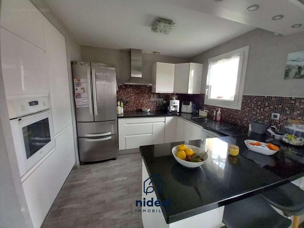 Maison à BENNECOURT