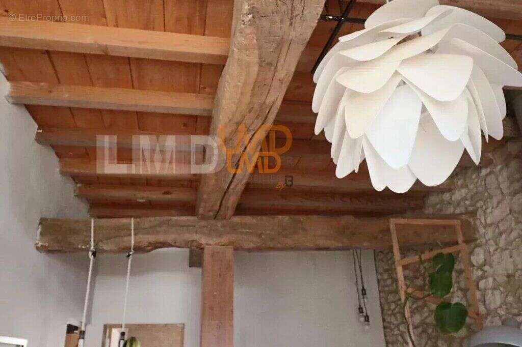 Maison  T4, jardin et dépendances - photo 12