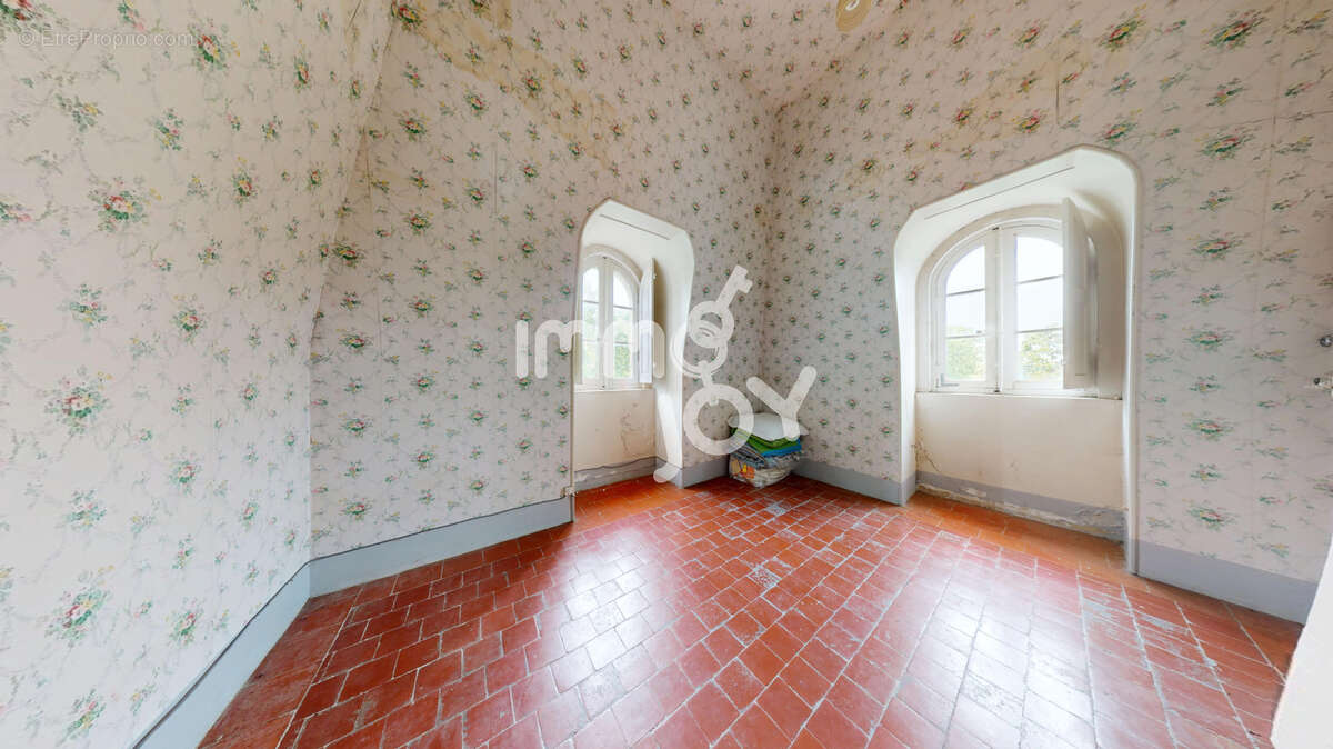 Maison de Maître de 15 pièces sur 360m2 dans son Parc arboré de 4628m2 avec piscine dans NARBONNE - photo 12