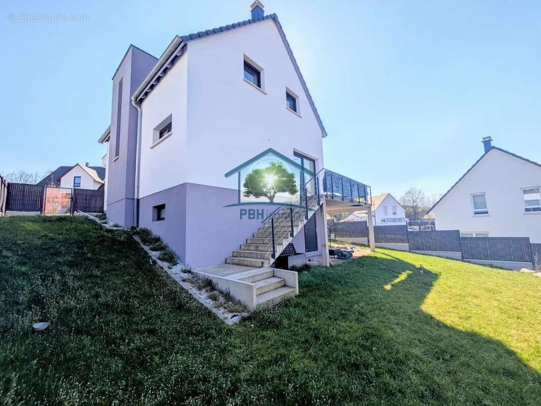 Maison à OBERMODERN-ZUTZENDORF