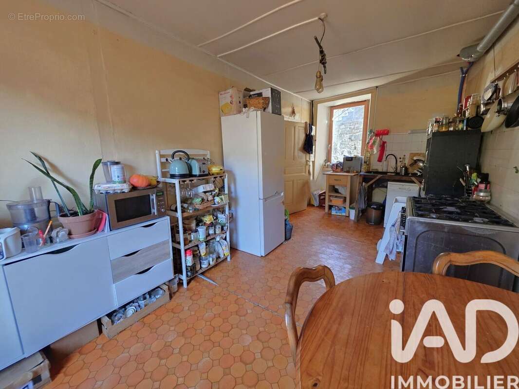 Maison 103 m² à Saint-Julien-Vocance  - photo 6
