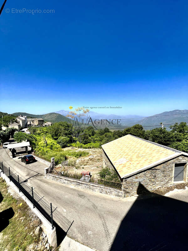 Appartement à VALLE-DI-ROSTINO