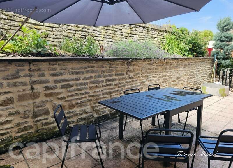 Maison à vendre 4 pièces proche de Dijon. Un jardin au calme, face à la campagne. SAINT SEINE L'ABBAYE (21) - photo 3