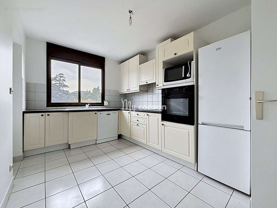 Appartement à LYON-9E