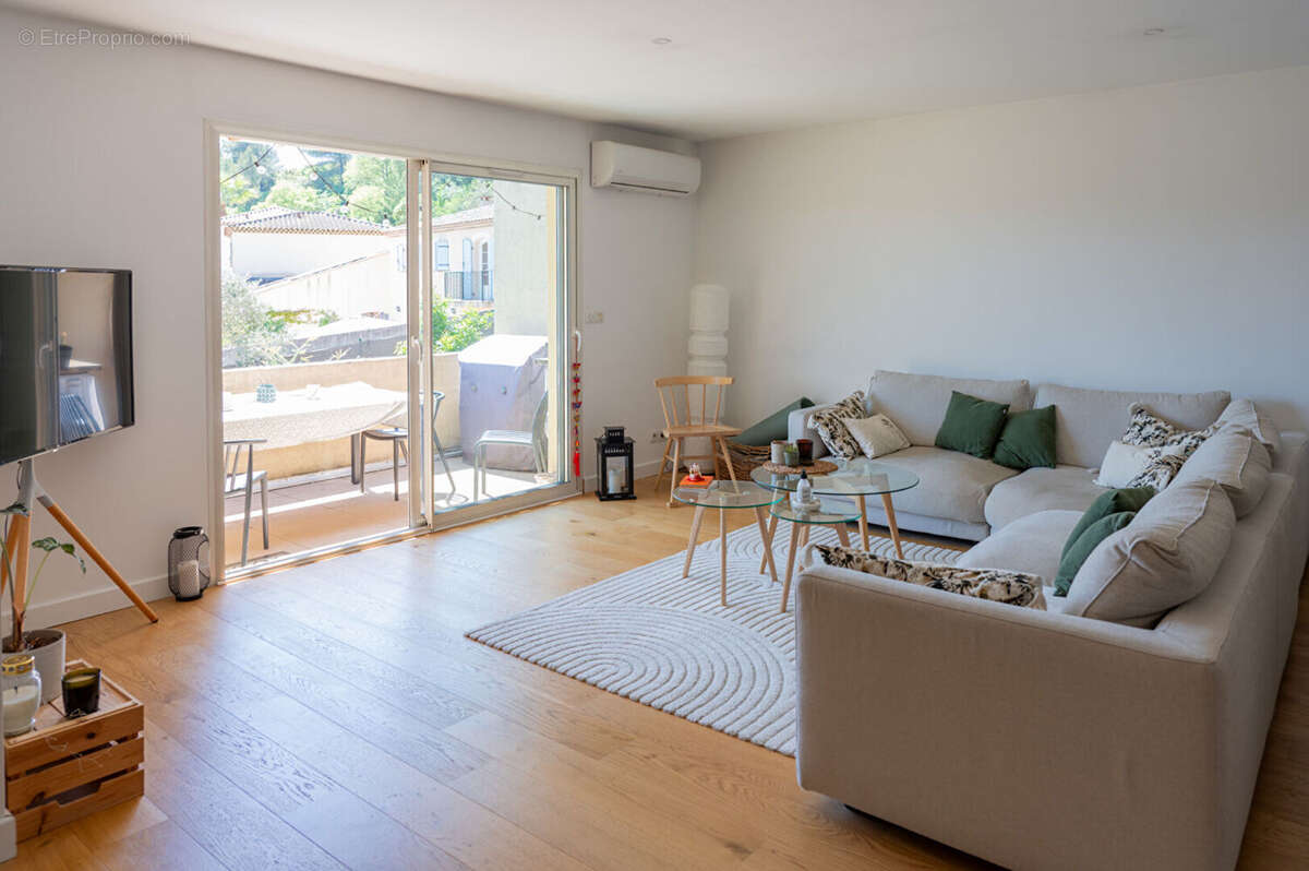 Appartement à MARSEILLE-11E