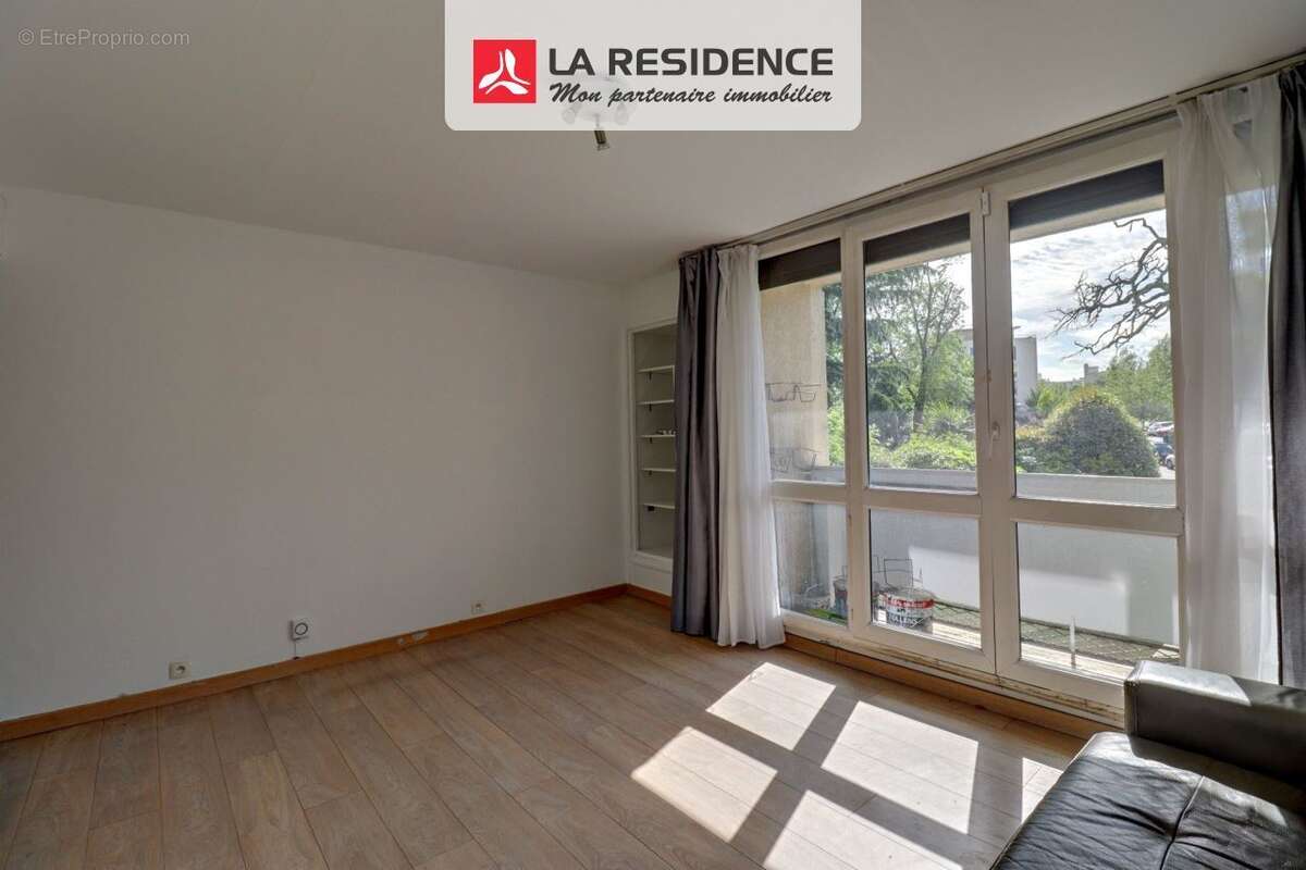 Appartement 56 m² à Poissy  - photo 9