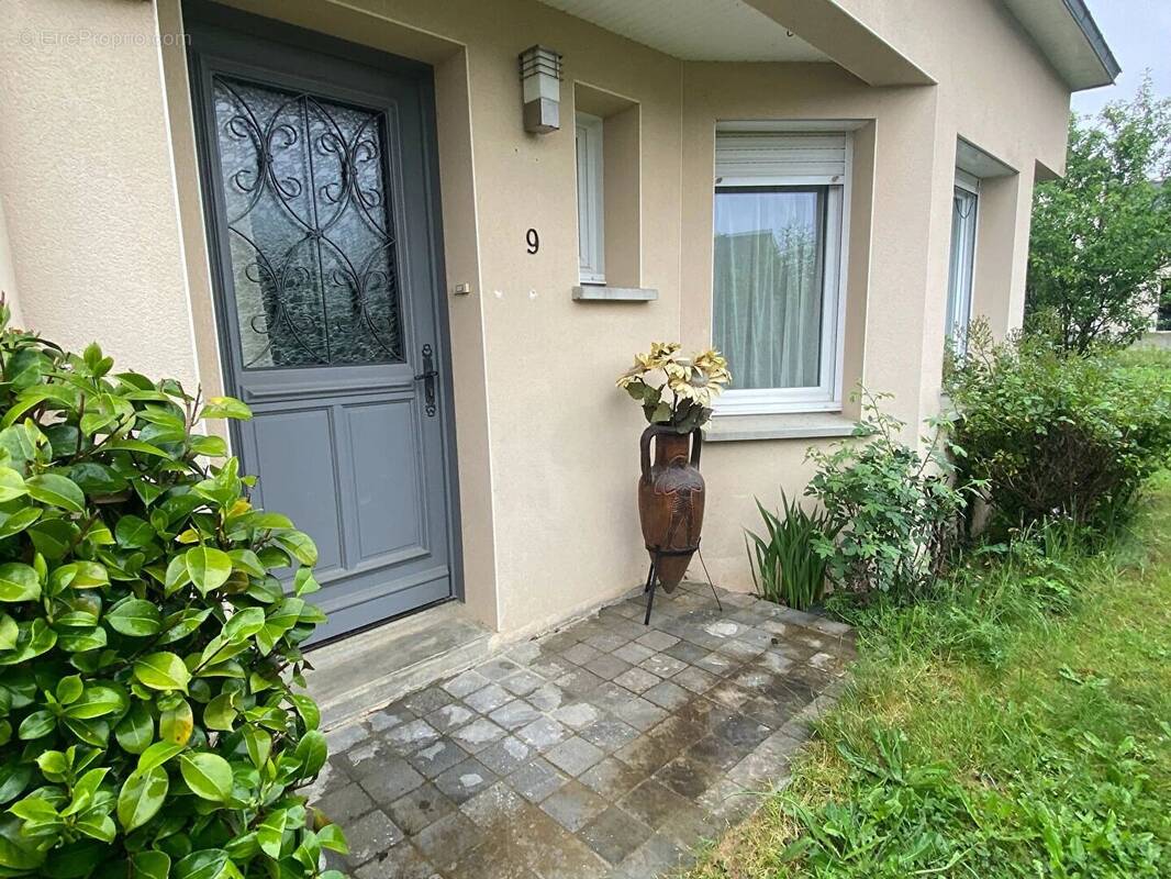 Maison à VAL-D'IZE