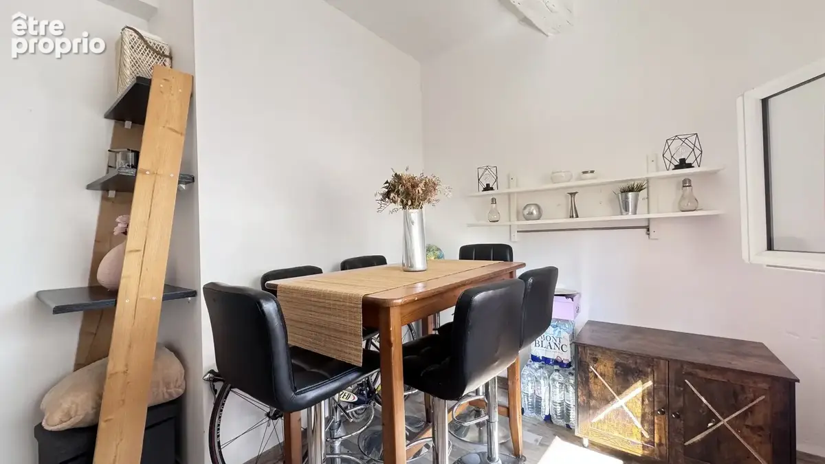 VIAS- Charmante maison de ville avec garage  Idéal investissement ou premier achat ! - photo 4