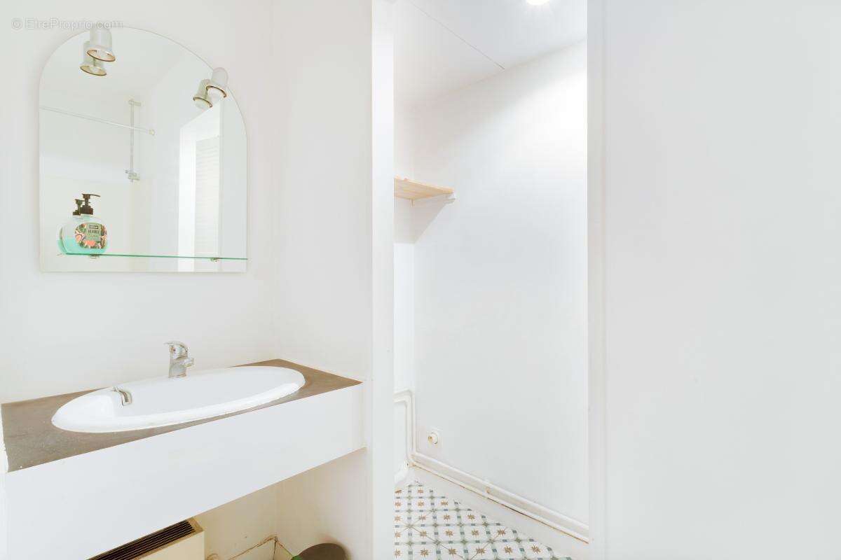 Appartement à LES PAVILLONS-SOUS-BOIS