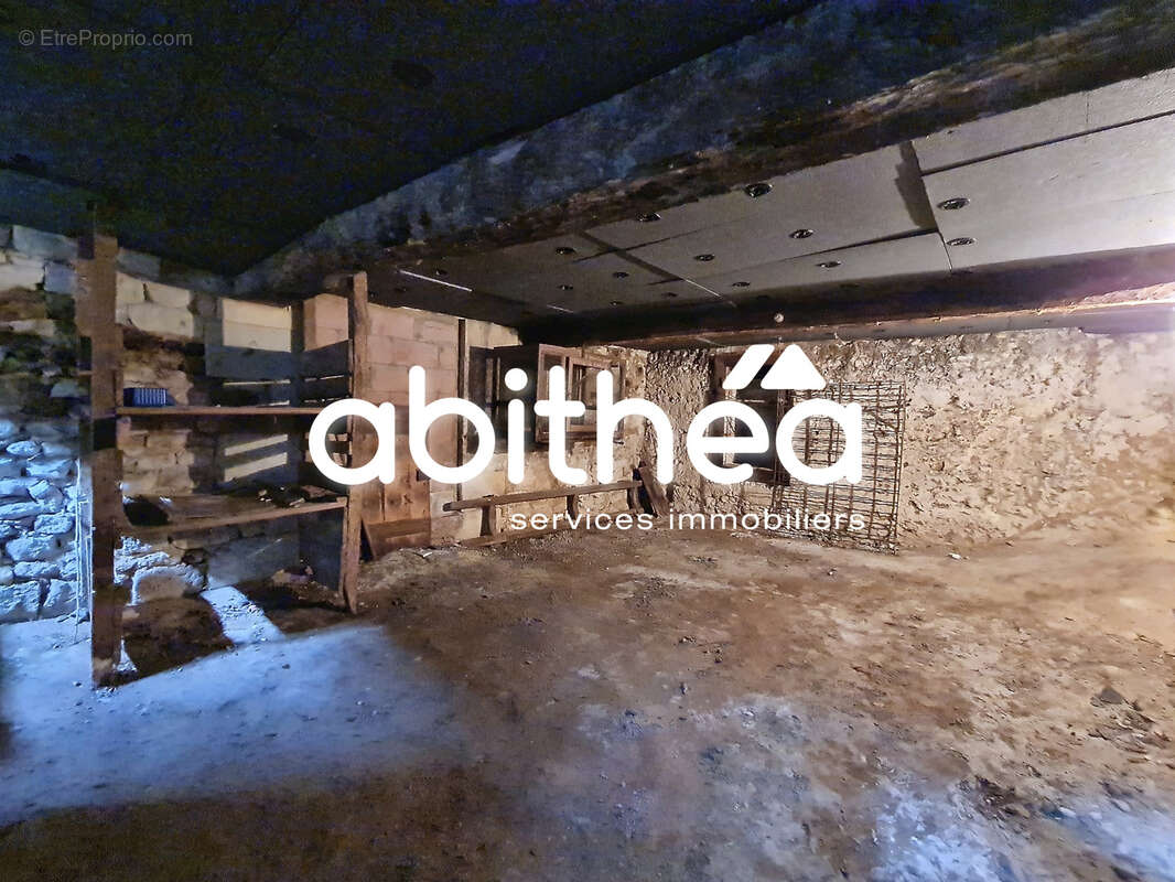 Maison à SAINT-FORT-SUR-GIRONDE