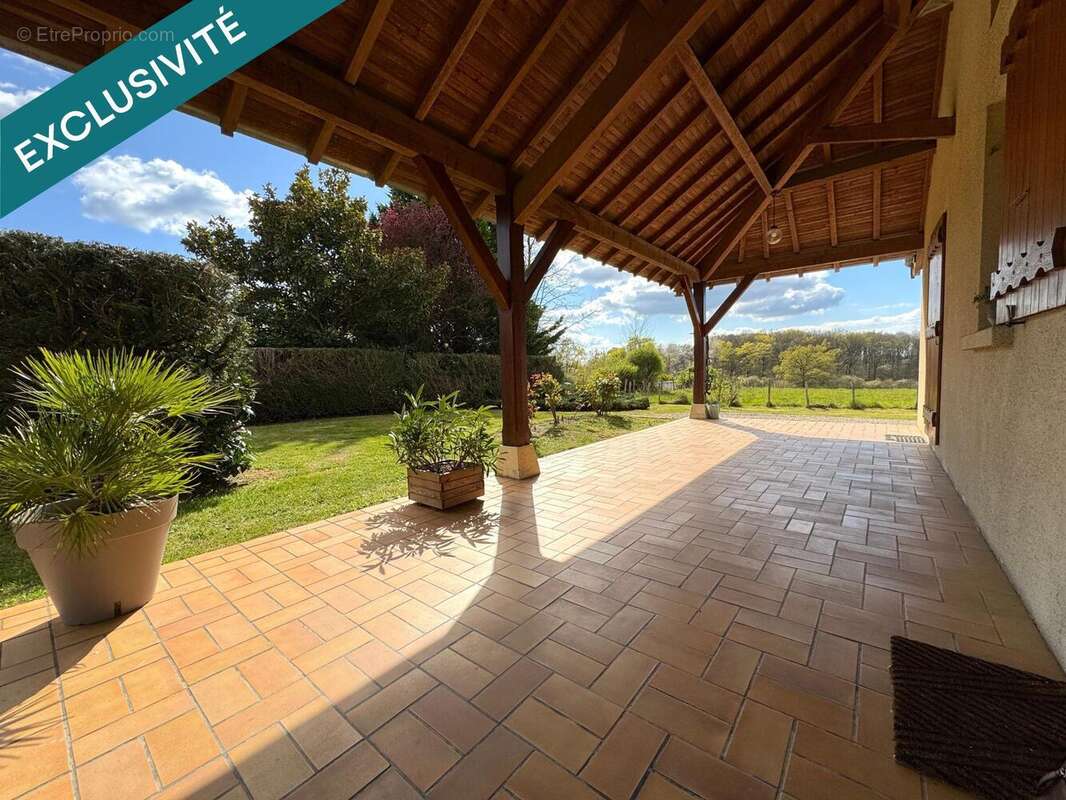 Photo 4 - Maison à VARENNES-SAINT-SAUVEUR