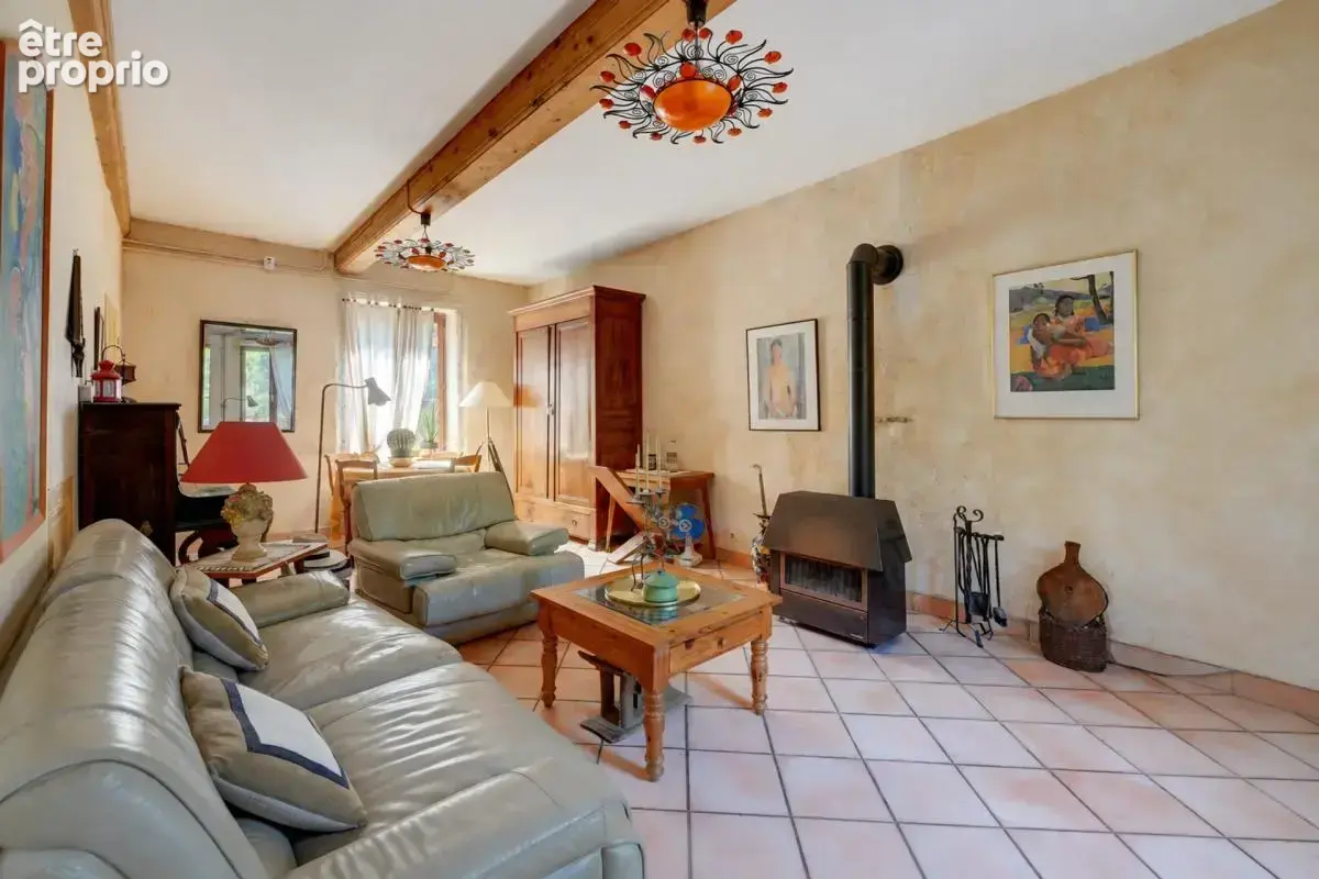 Maison de 10 pièces de 210 m² à Chaponost - photo 5