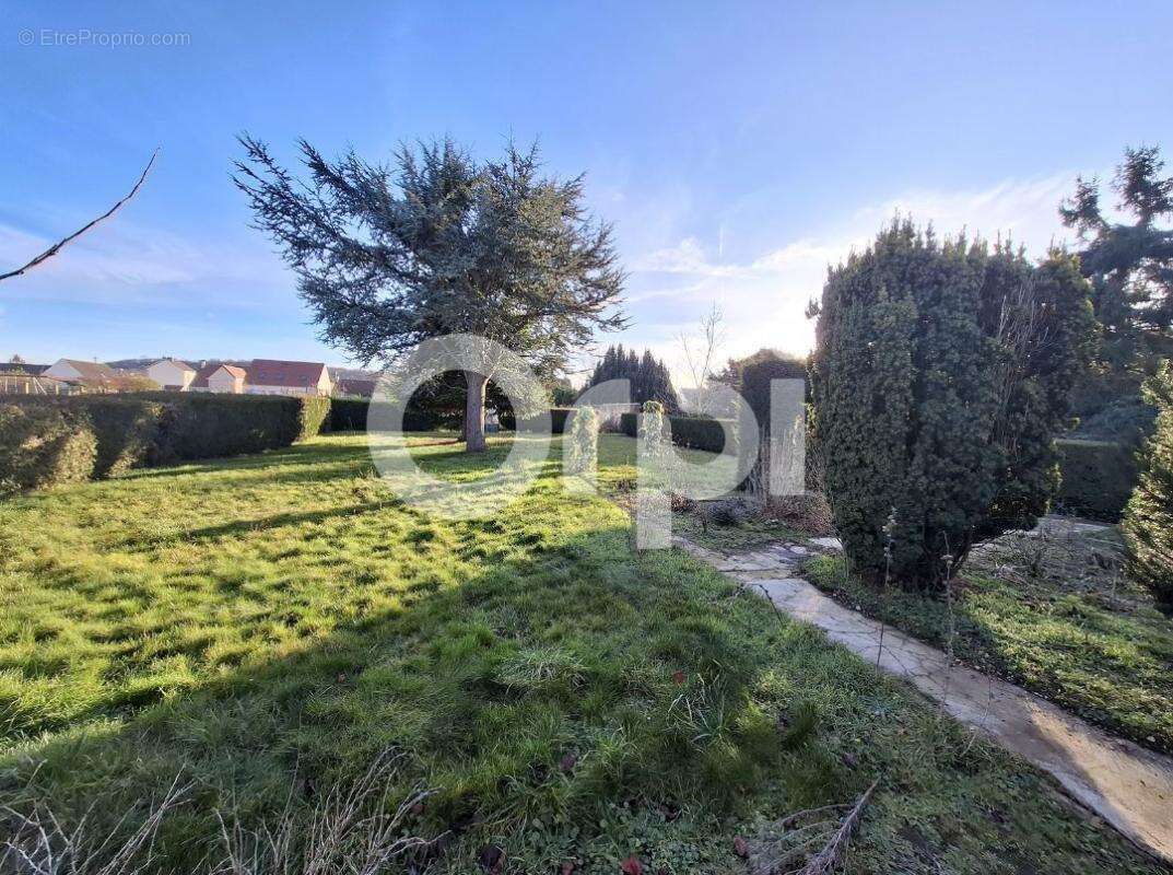 Maison à TROSLY-BREUIL