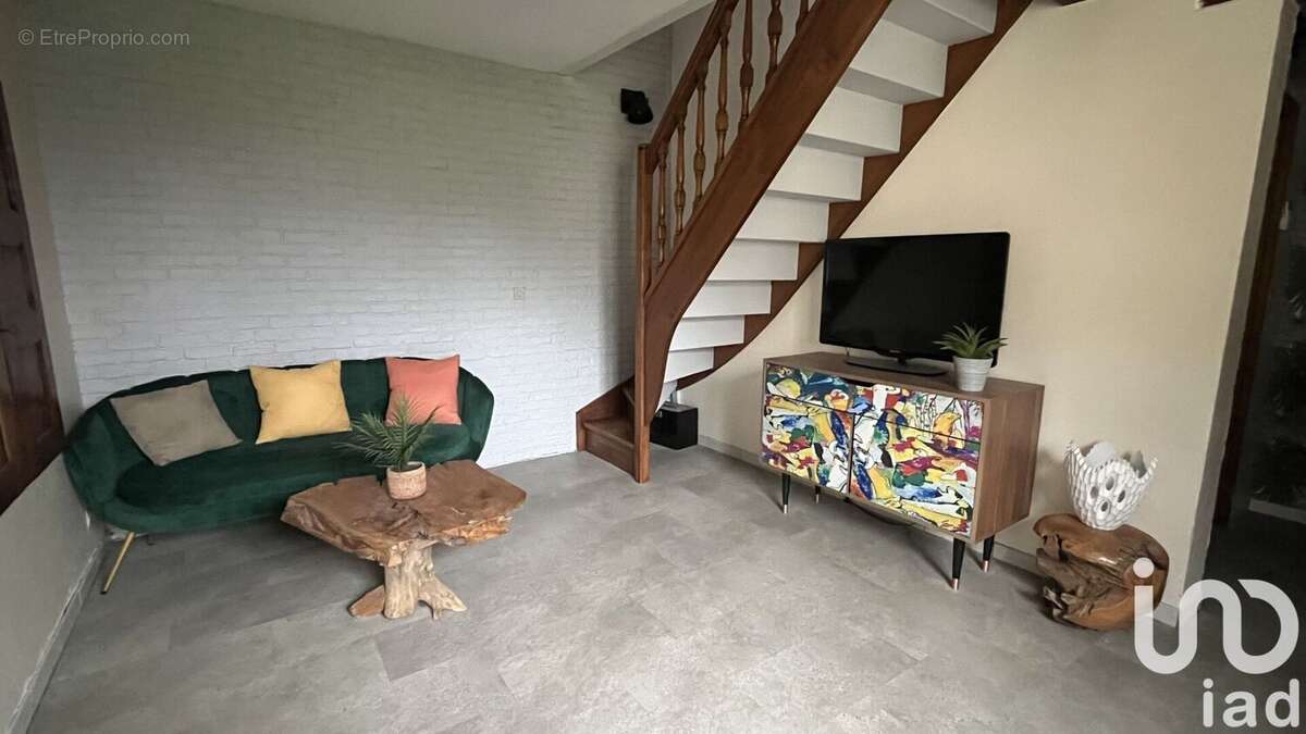 Photo 2 - Maison à JAUX