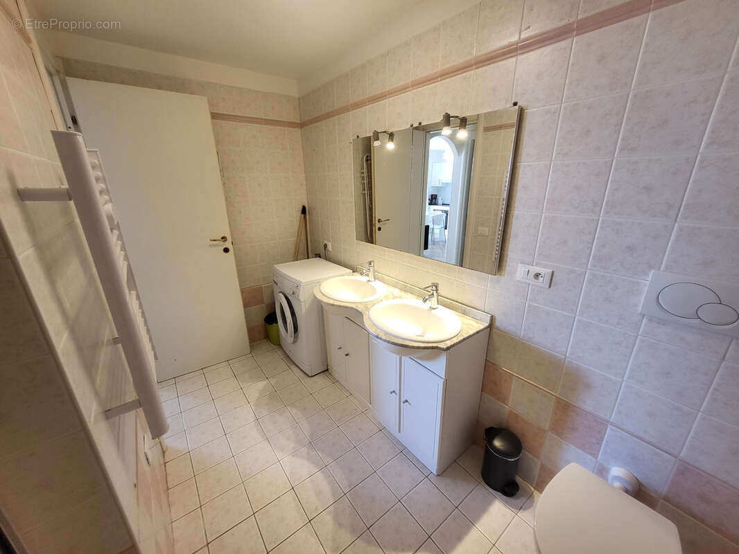 Appartement à BEAUSOLEIL