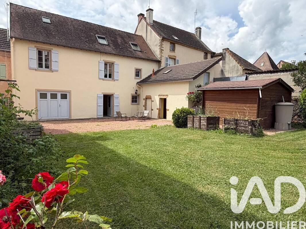 Photo 1 - Maison à CHAROLLES