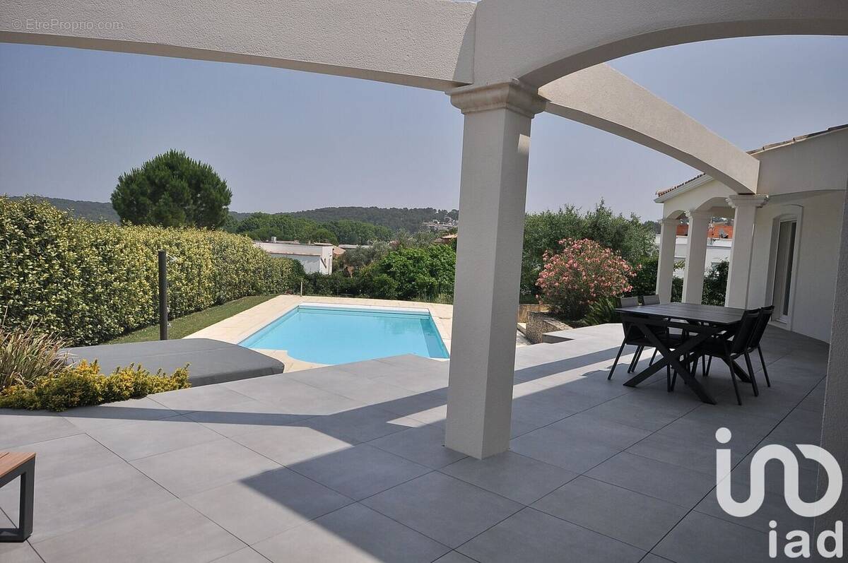 Photo 1 - Maison à LANGLADE