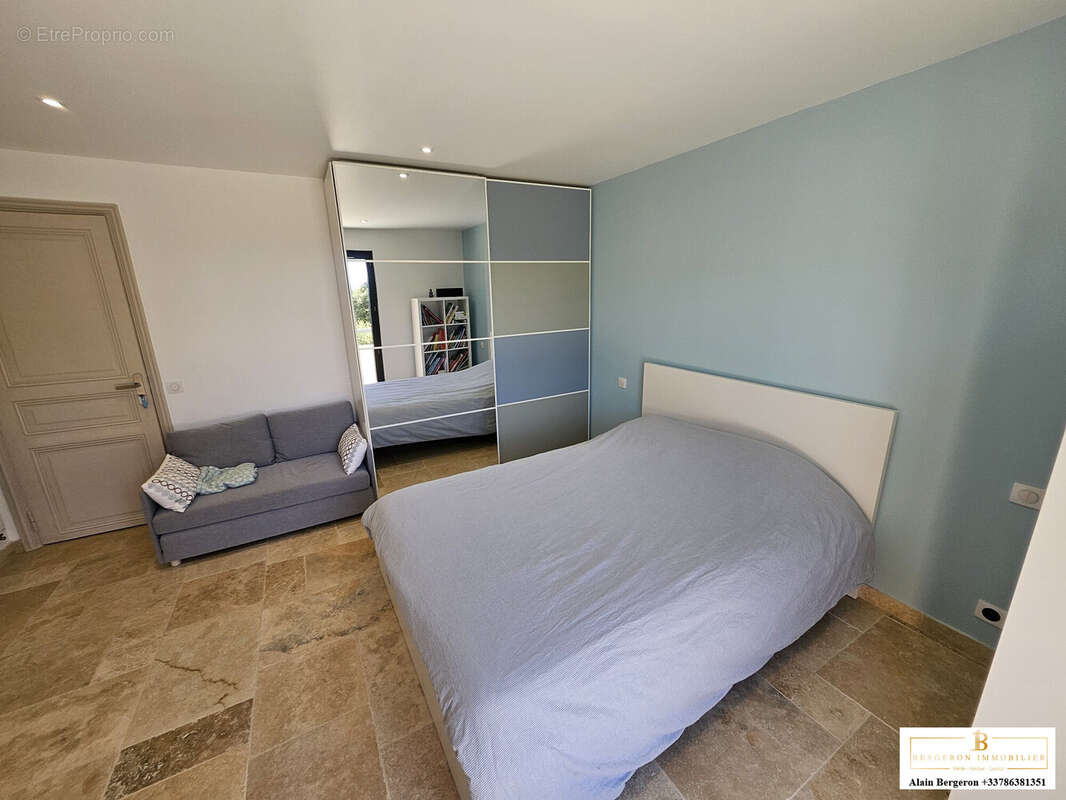 Maison 185 m² à Cabris  - photo 7