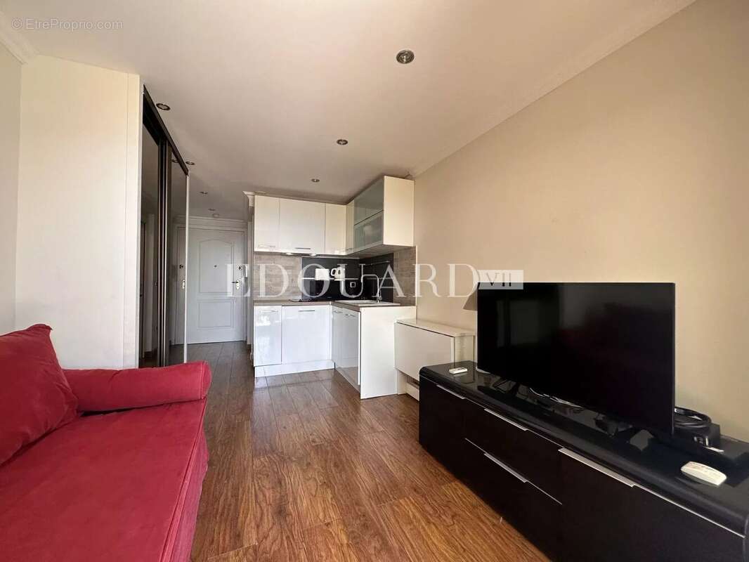 Appartement à ROQUEBRUNE-CAP-MARTIN