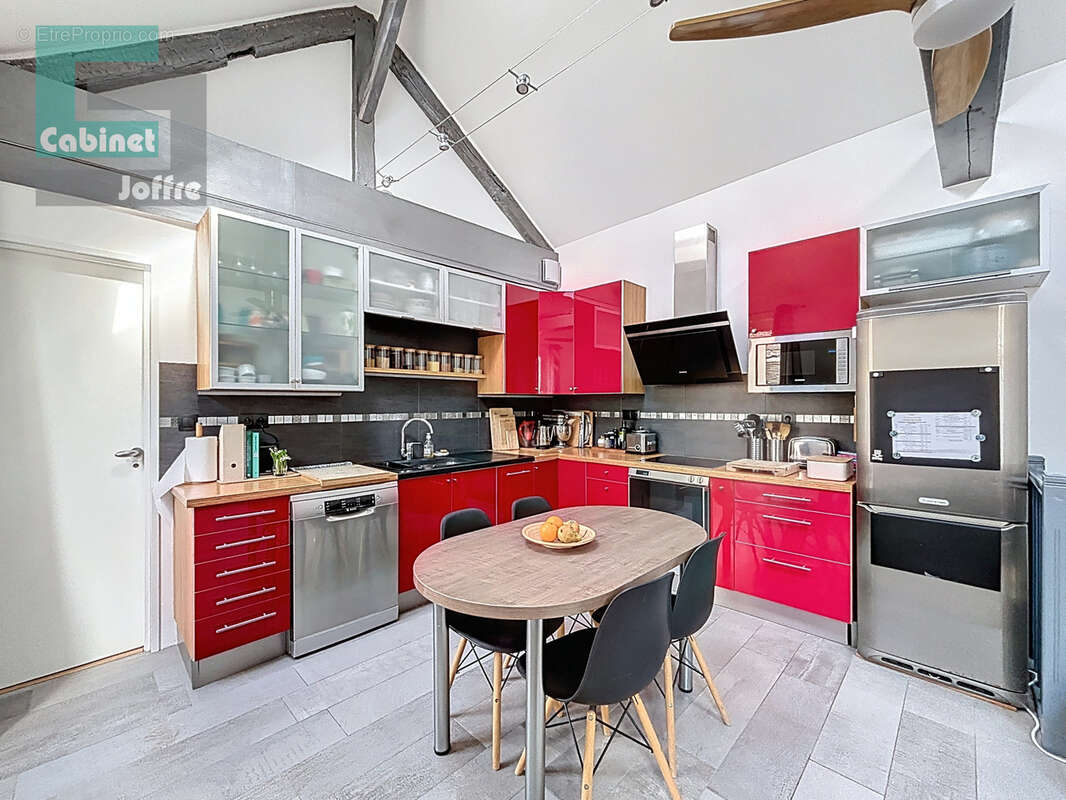 Appartement à FONTAINEBLEAU