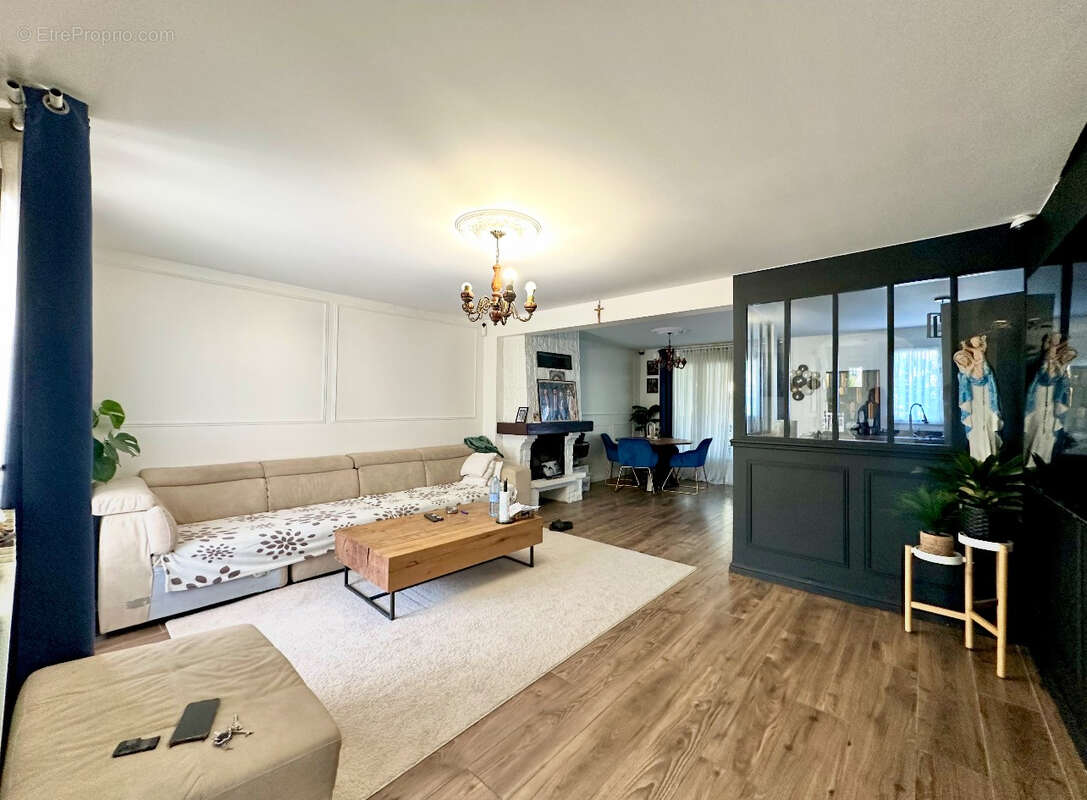 Maison à VILLIERS-LE-BEL