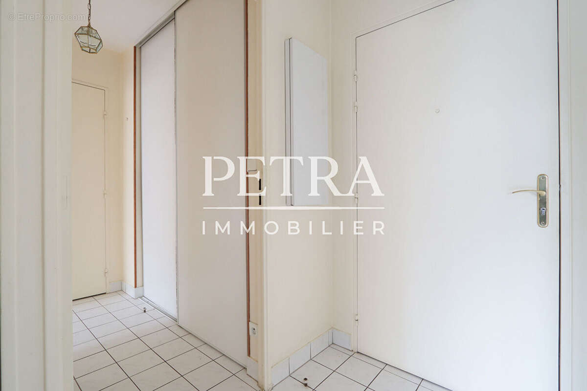 Appartement 2 pièces 50m² - Centre-ville - photo 11